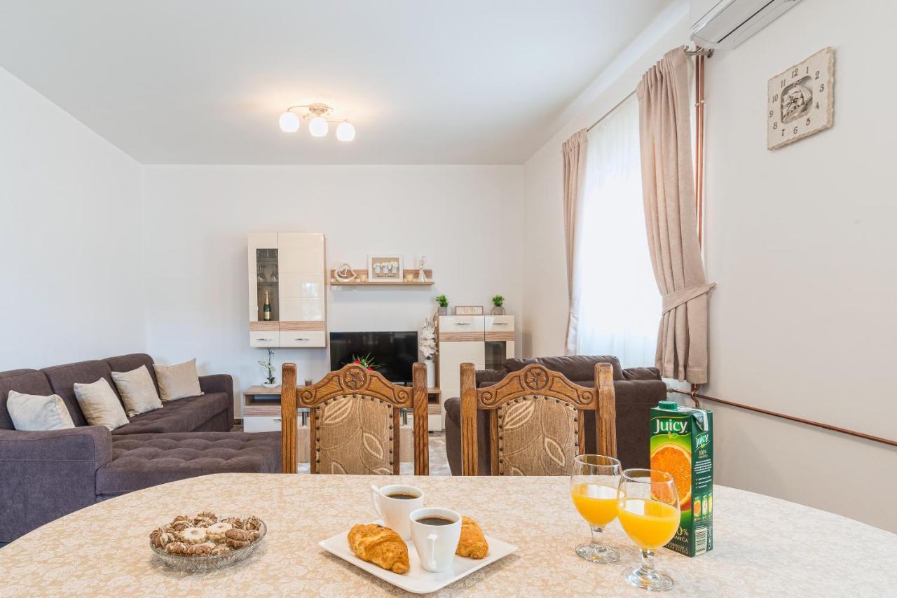 Apartman Tea Privlaka  Ngoại thất bức ảnh