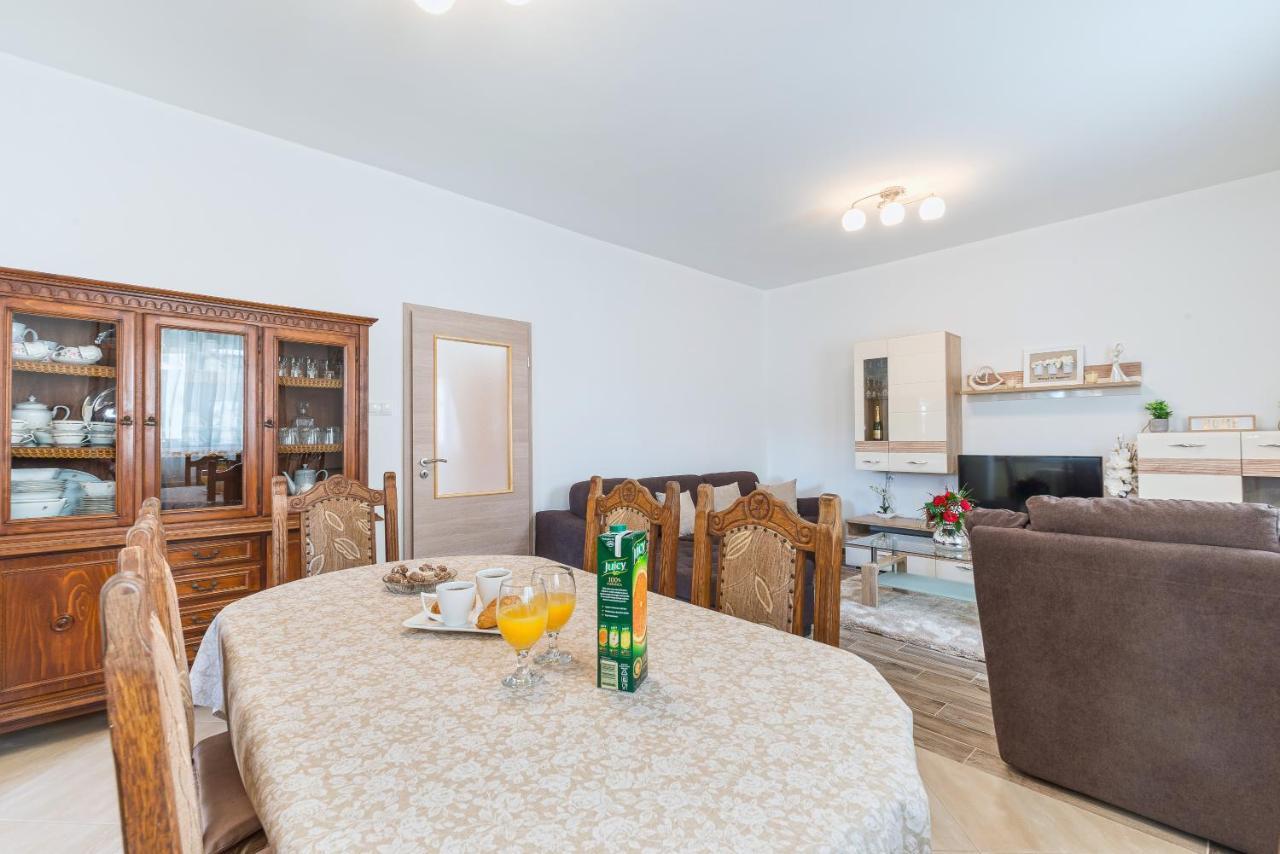 Apartman Tea Privlaka  Ngoại thất bức ảnh
